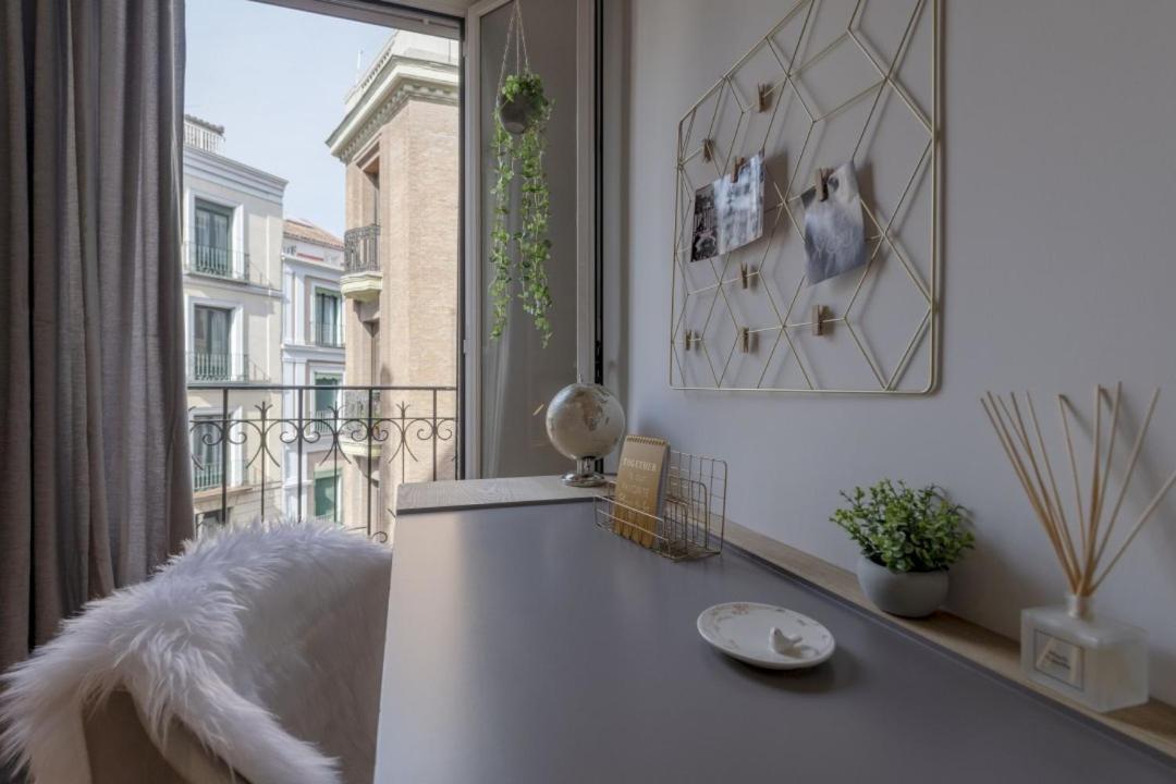Bright And Comfortable- 2 Bedrooms 1 Bathroom- Cruz - Mintystay- Sol *